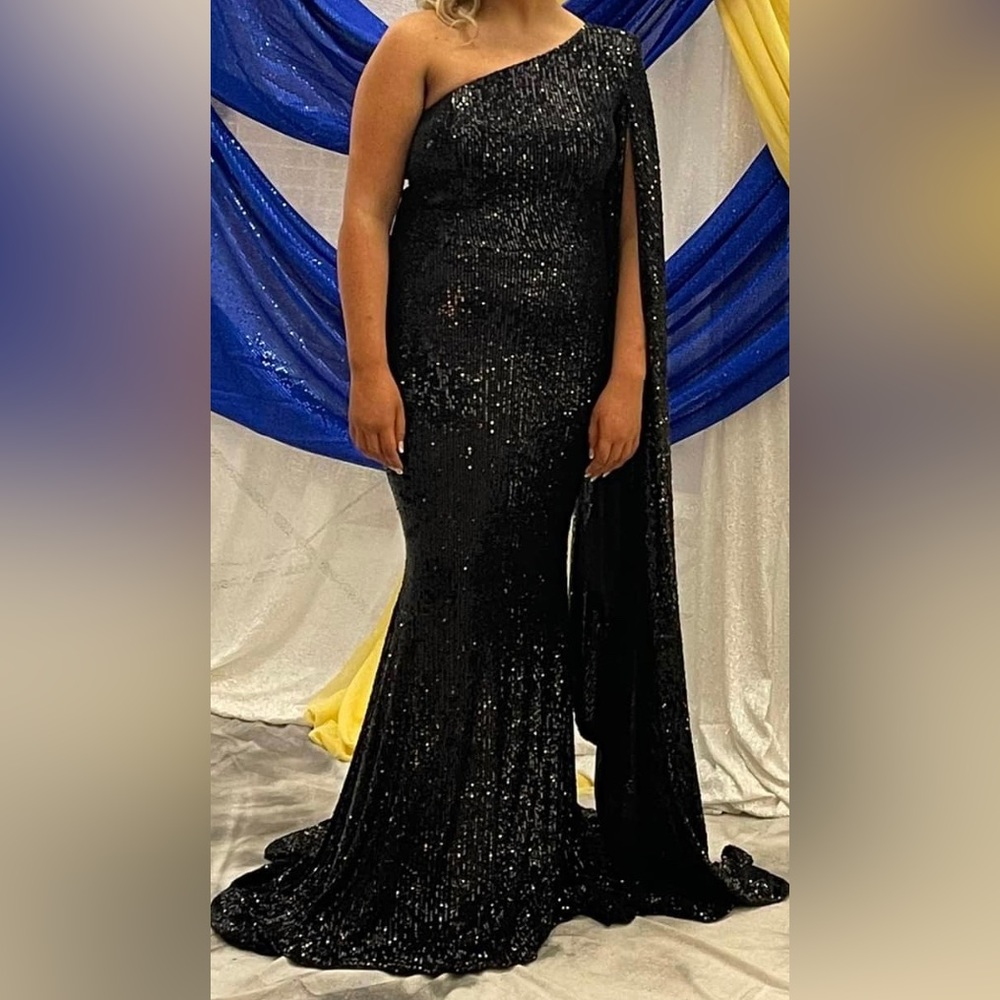 Black pageant/prom dress